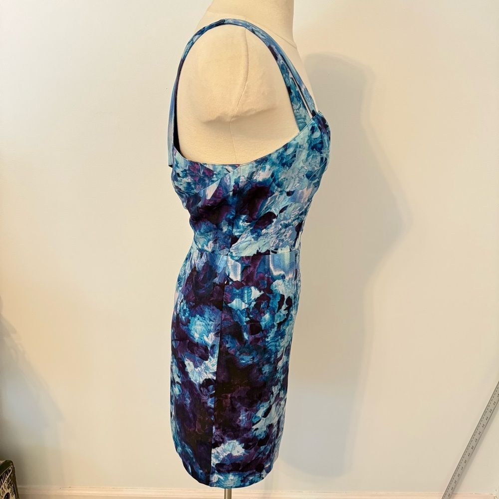 Silence + Noise Abstract Floral Batik Mini Dress with Cutout Cross-Back Size 12 - Picture 5 of 9